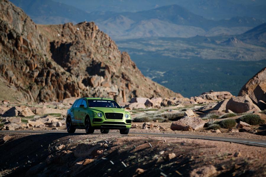  Bentley Bentayga Pikes Peak Race Car 2018 года  (фото 7 из 8)